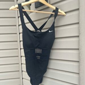 Nike Black Mesh Detail Swimsuit one piece sport swim Used like new XL